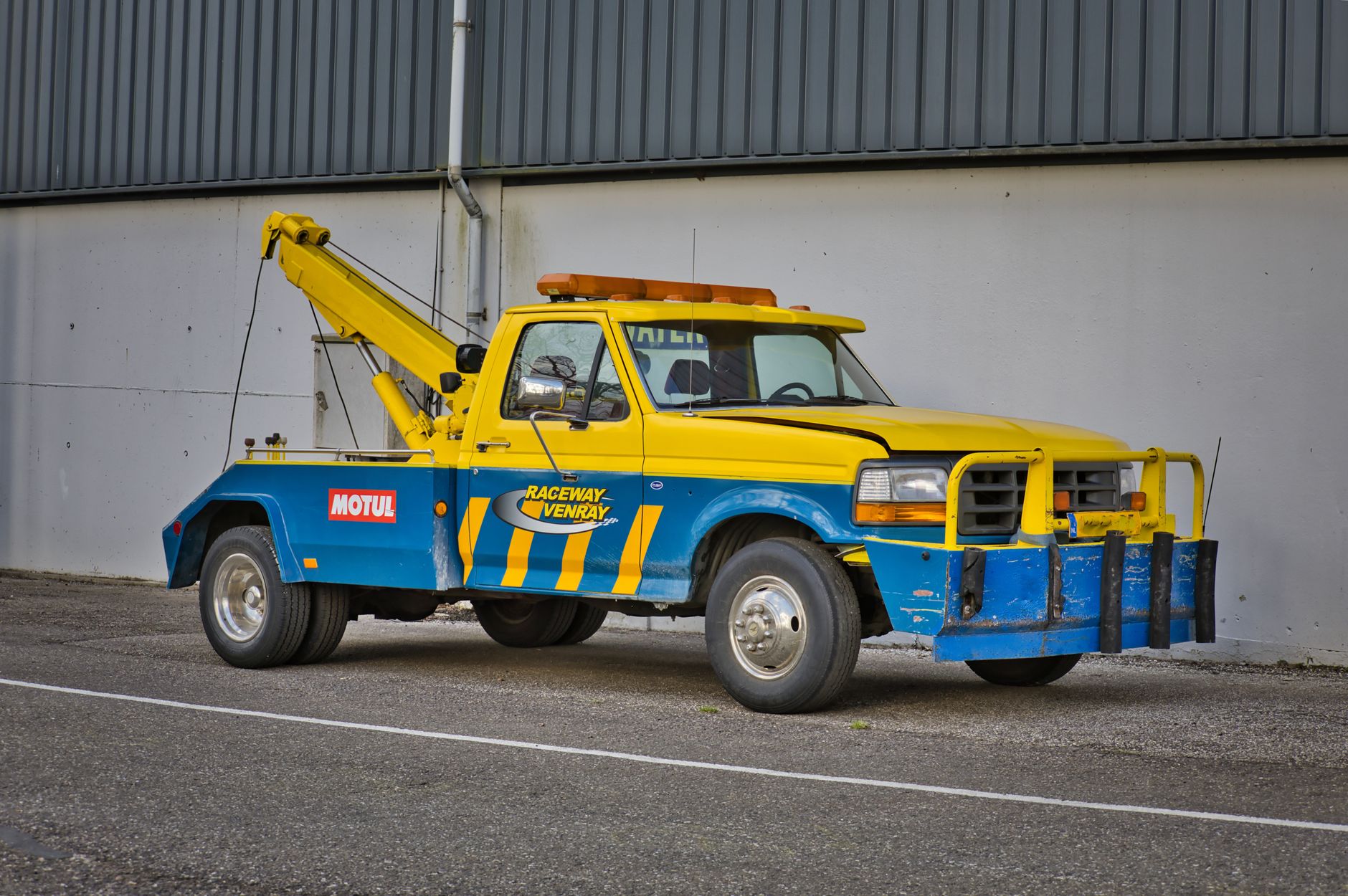 Remorquage voiture équipe à Boulogne-sur-Mer
